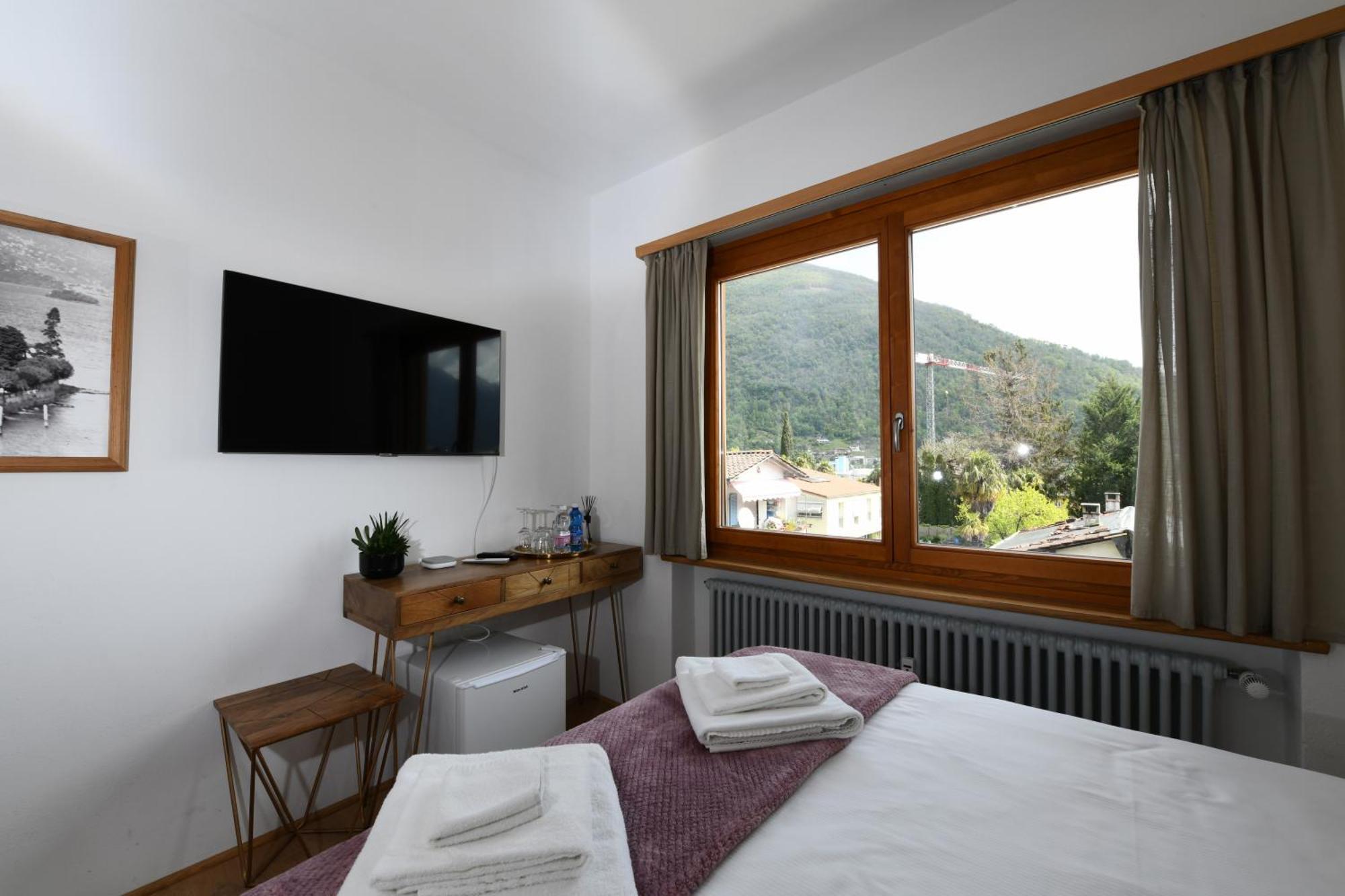 7Rooms - Self Check-In 24H Free Parking Losone Eksteriør bilde